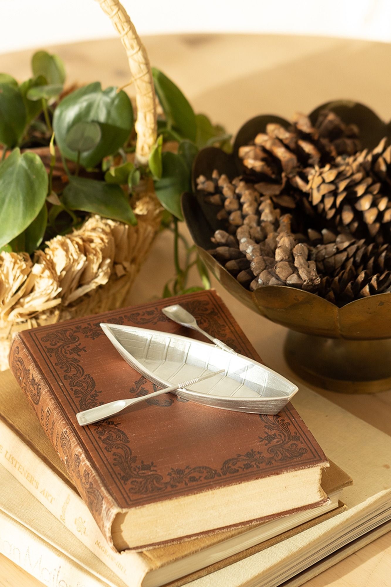 DORY BOWL -  - Amos Pewter