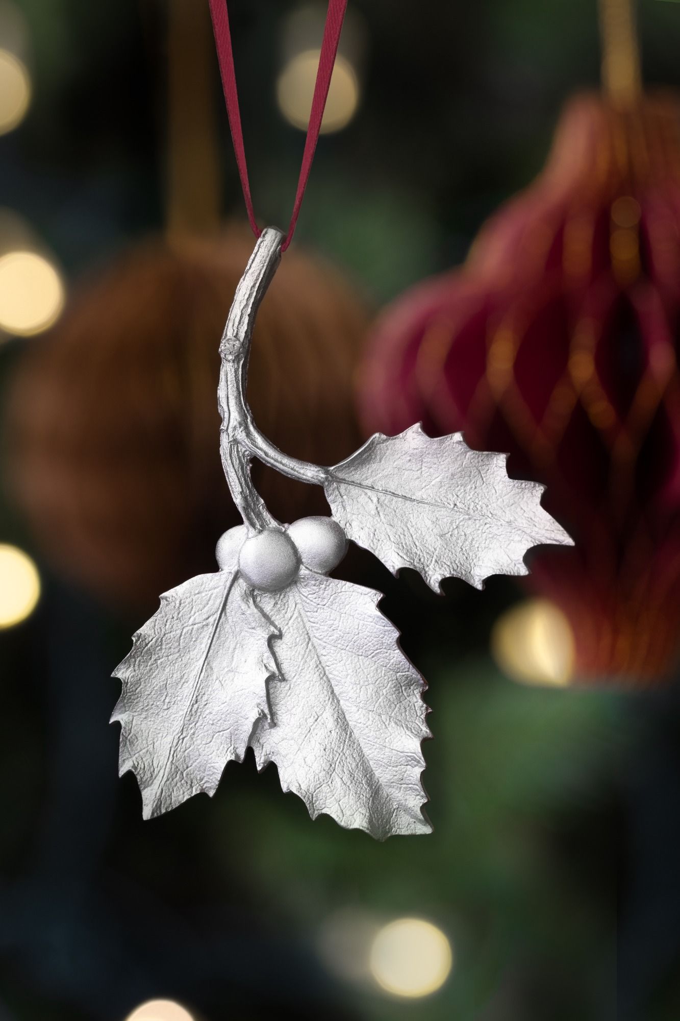HOLLY COLLECTOR ORNAMENT 2024 -  - Amos Pewter