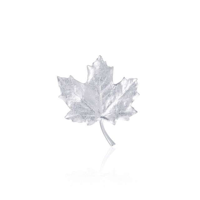 MAPLE LEAF PIN - - Amos Pewter