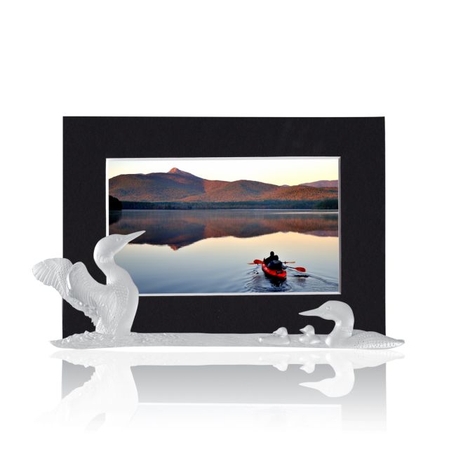 LOONS PICTURE HOLDER -  - Amos Pewter