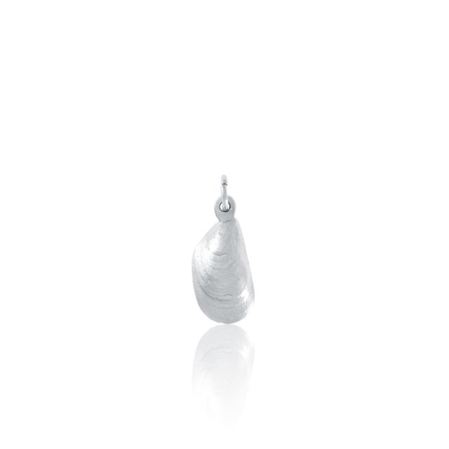 MUSSEL CHARM -  - Amos Pewter